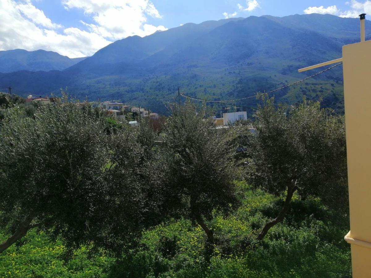 Villa Elan Mouríon Buitenkant foto